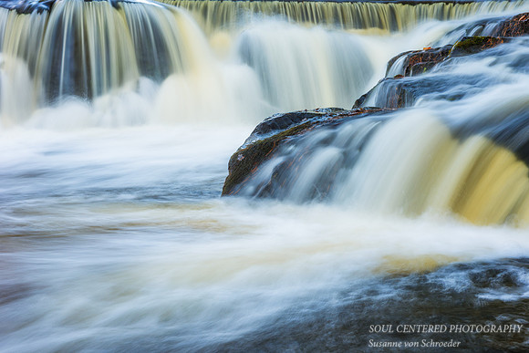 Bond Falls, Upper cascades, close-up 2