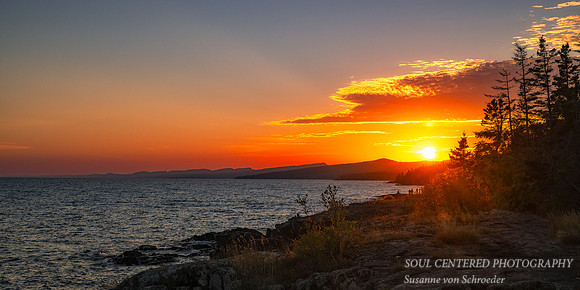 Sunset, Sawtooth Mountains, Grand Marais, Oct. '25 1, panorama