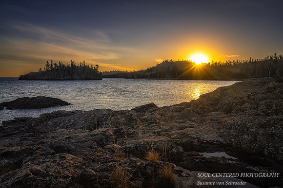 Sunset at Split Rock lighthouse, Nov. '22
