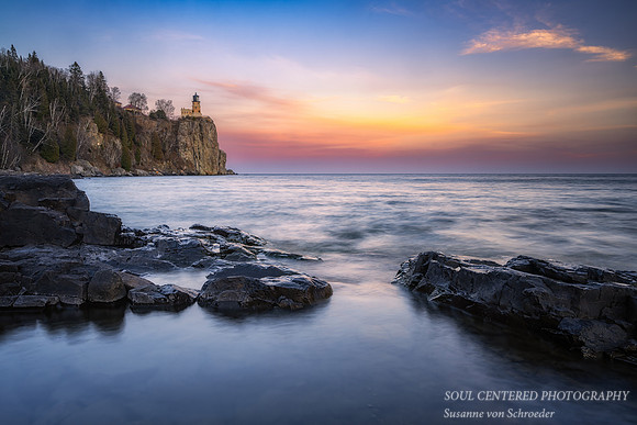 Split Rock lighthouse, dusk, Nov. '22 2