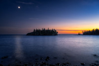 Ellingsen Island, blue Hour with moon, Nov. '22