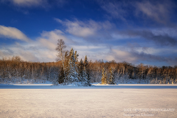 Fresh snowfall, evening light at Audie Lake, Dec. '25 4