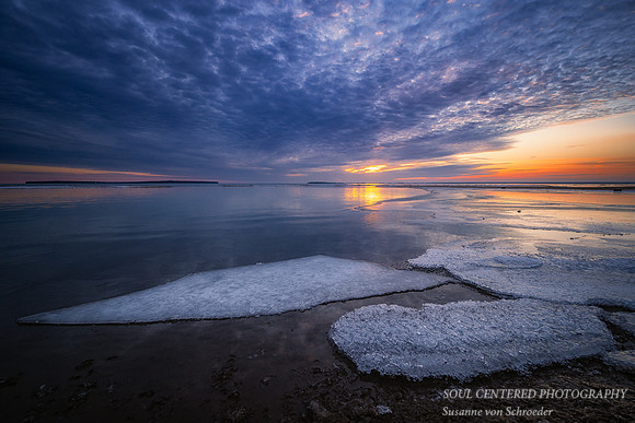 Lake Superior sunrise, Friendly Valley beach 6, Febr. '24