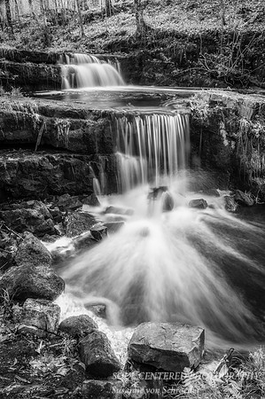 Devil's Kettle 1 bw