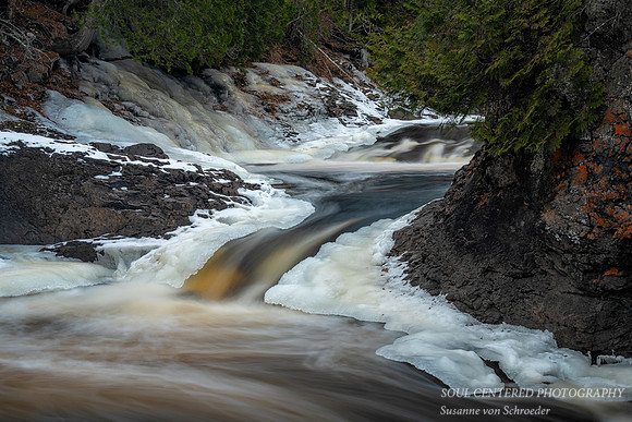 The Cascade River with ice 2