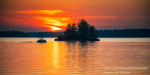 Sunset cruise at the Chippewa Flowage, August '25, panorama