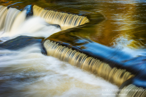 Bond Falls, Upper cascades, close-up