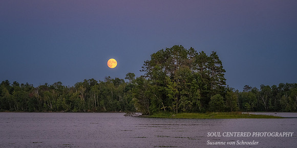 Super Blue full moon, Aug. '23 3, panorama