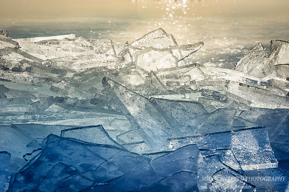 Ice shards in blue & yellow