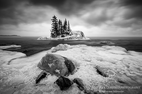 Tombolo in a winter storm 2