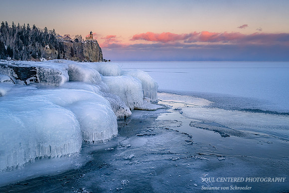 Blue Hour at Split Rock lighthouse, Febr. '21