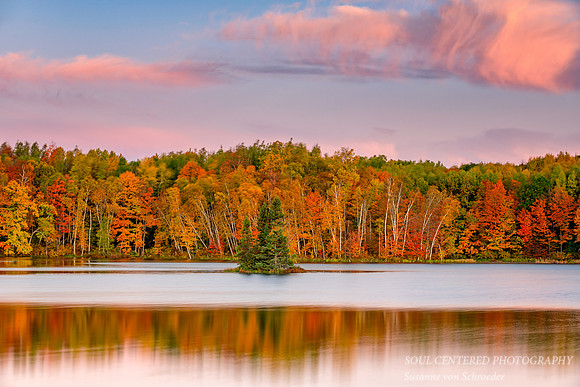 Sweet colors of dawn, Audie Lake