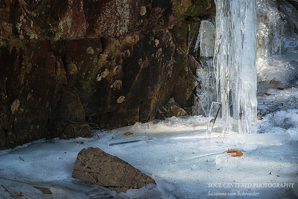 Icicles on rocks, Morgan Falls, Febr. '24 3