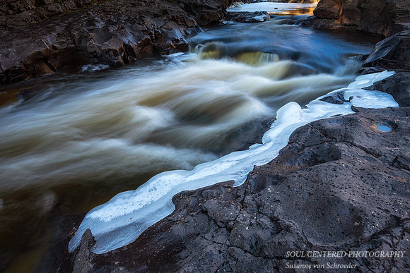 Early ice at the Temperance River 1