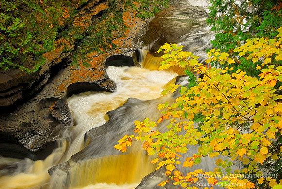 Presque Isle river, pot holes 1