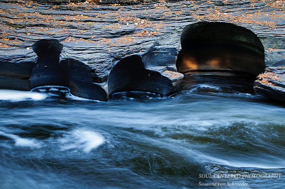 Rock, water, lines & curves 2