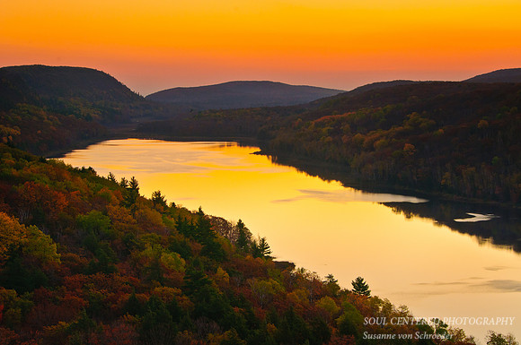 Sunrise at Lake of the Clouds 3