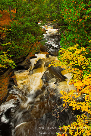Presque Isle river, pot holes 2