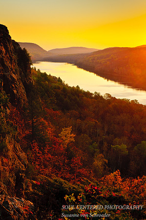 Sunrise at Lake of the Clouds 4
