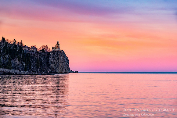 Sunset colors at Split Rock lighthouse, spring 2019
