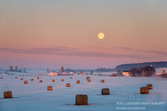 March full moon setting