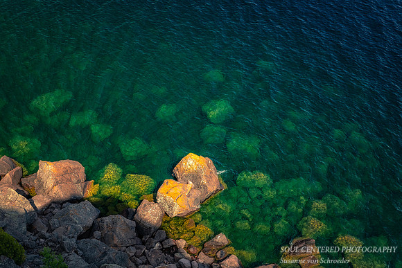 Lake Superior colors and rocks