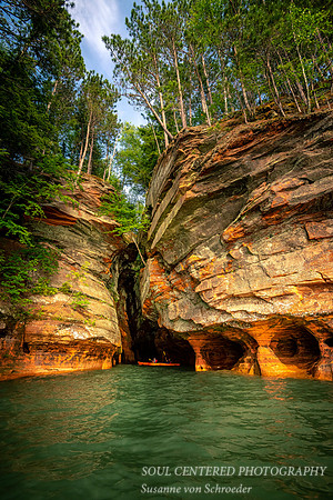 Mainland Sea Caves with kayak