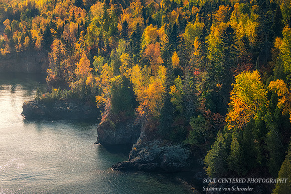 Autumn scene at Tettegouche State park 5