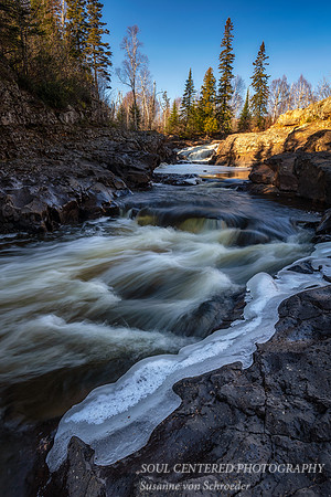 Early ice at the Temperance River