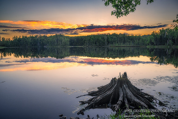 Sunset mood at Audie Lake, mid August '22, horizontal