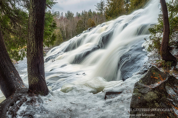 Bond Falls, winter