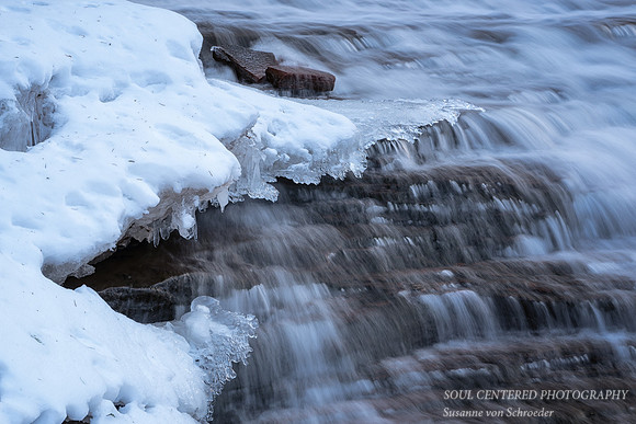 Siskiwit river, up close, winter '25 1