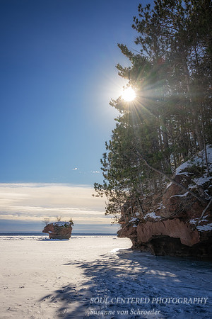 Lake Superior ice, Red cliffs, Washburn, Jan. '25 2