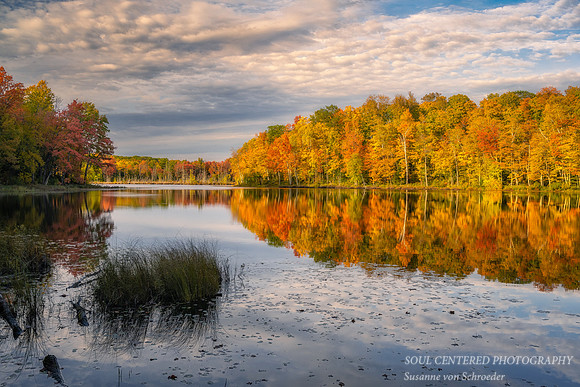 Fall colors at sunset, Perch Lake 2, 10.2.'22