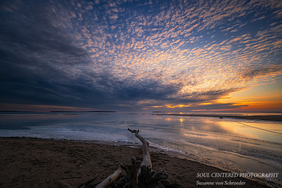 Lake Superior sunrise, Friendly Valley beach 8, Febr. '24