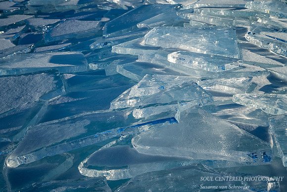 Blue Ice piled up, close up, Stoney Point 2